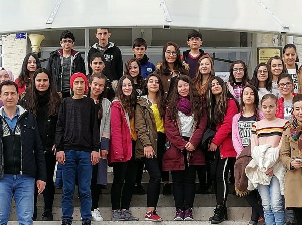 Okulumuz öğretmen ve öğrencileri Kayseri Güzel Sanatlar Lisesini ziyaret ettiler